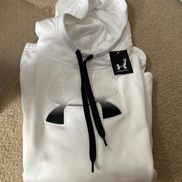 Under Armour Other - Womens under armour sweat shirt